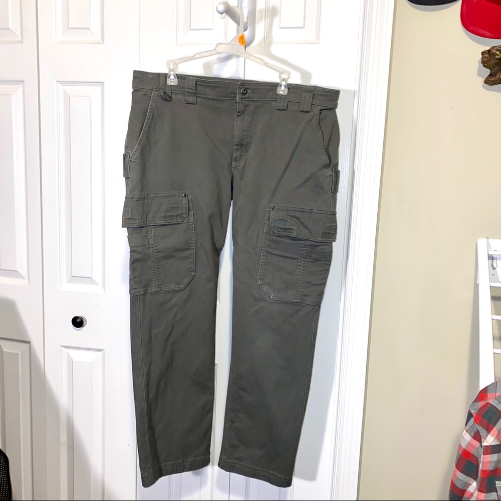 DULUTH TRADING CARGO PANTS